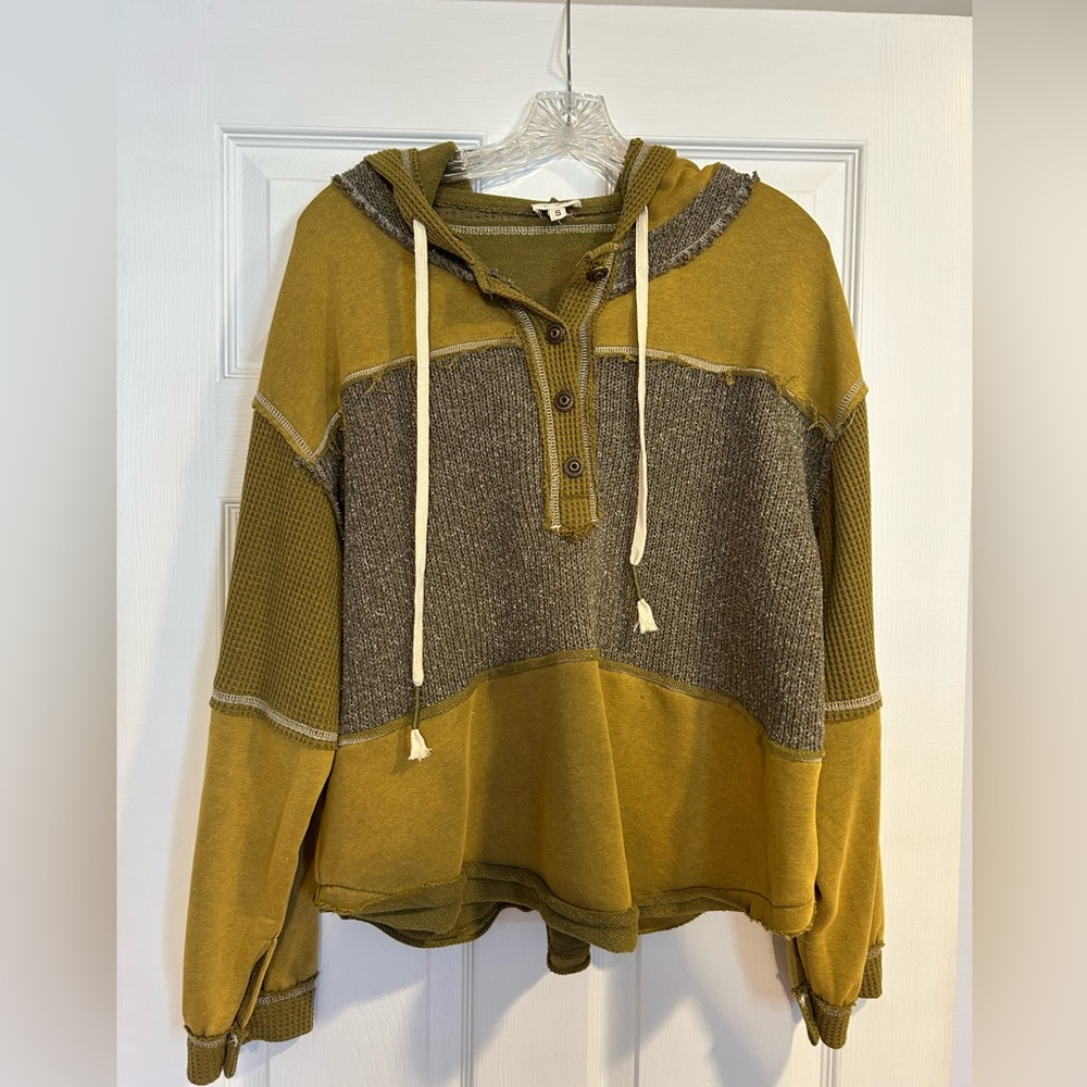 POL Winding Roads Knit Pullover Hoodie Thermal In Martini Olive
Green/Gray Sz S